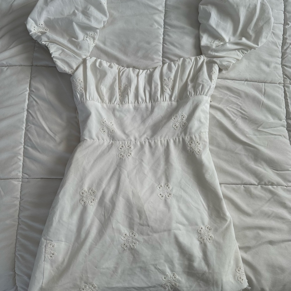 Zara White Embroidered Mini Dress